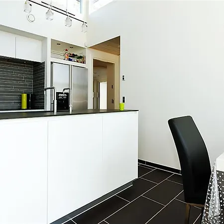 Four-bedroom Holiday In * Hals